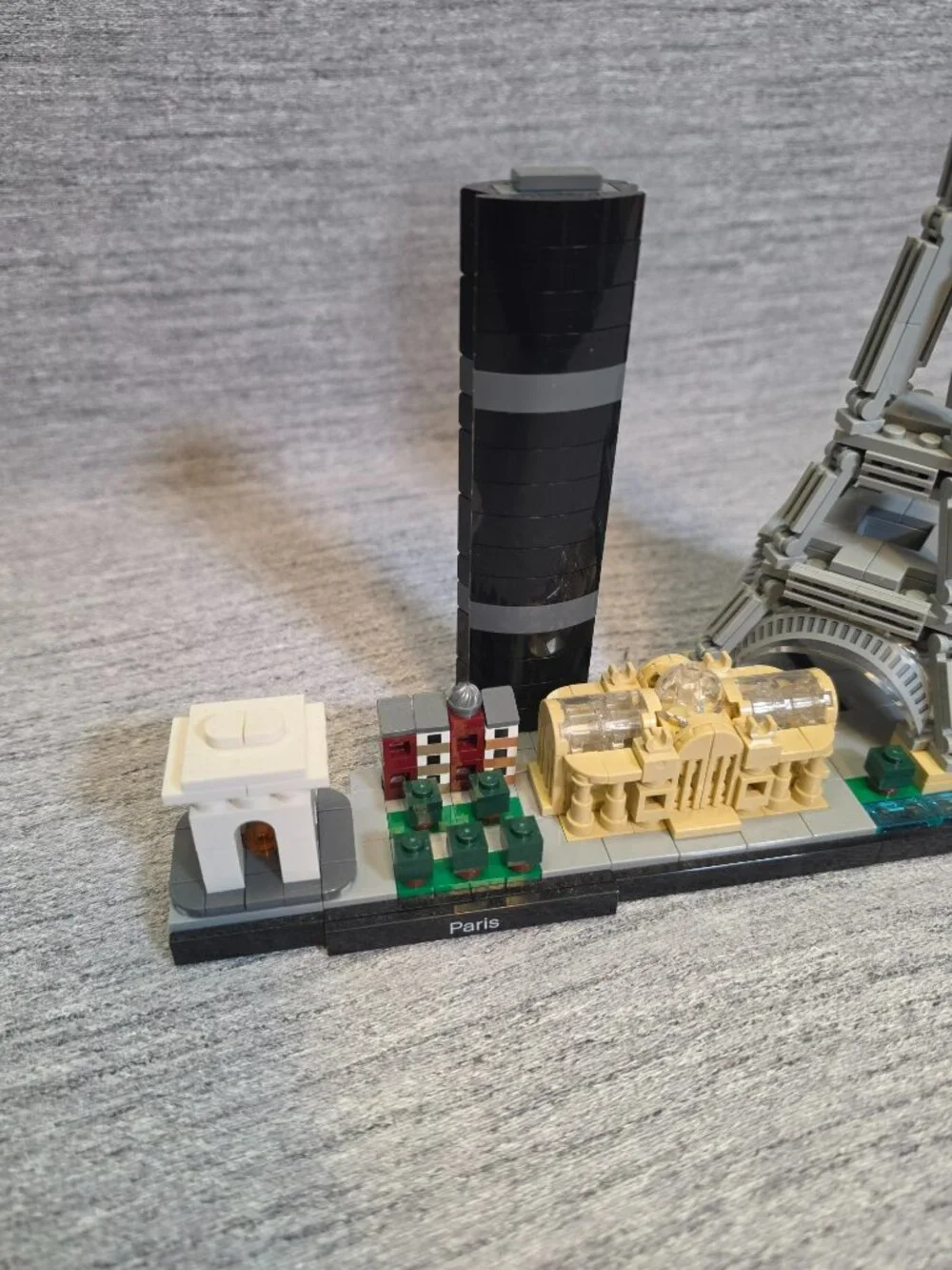 Lego Architecture Paris 21044